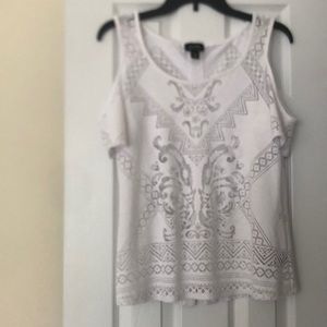 Nicole white to size medium